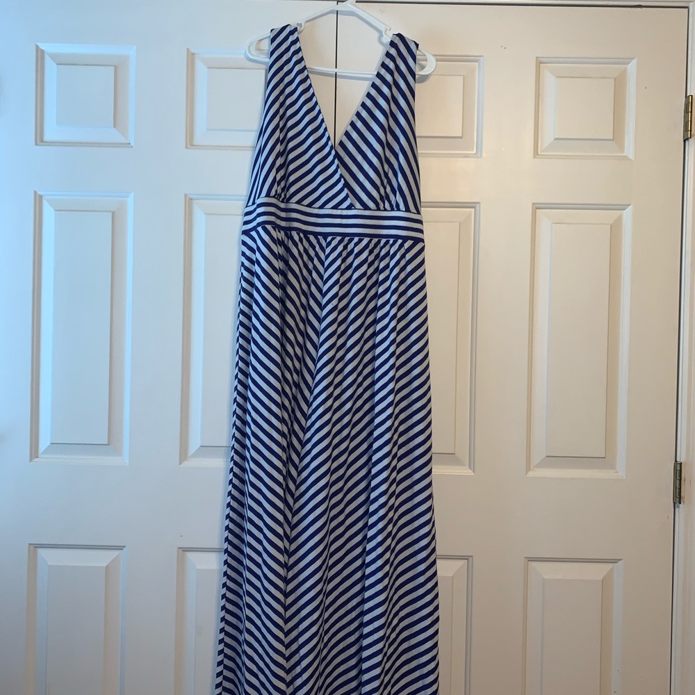 Plus size Torrid Maxi Dress size 4